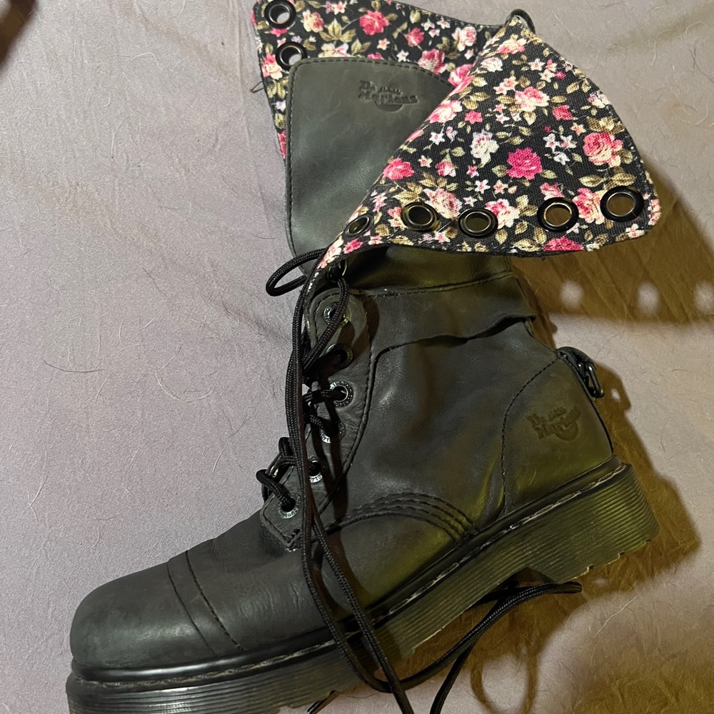 Ladies Dr. Martens Boot.  Size 7.  Rare. Soft leather. New DM SoftWair insoles.